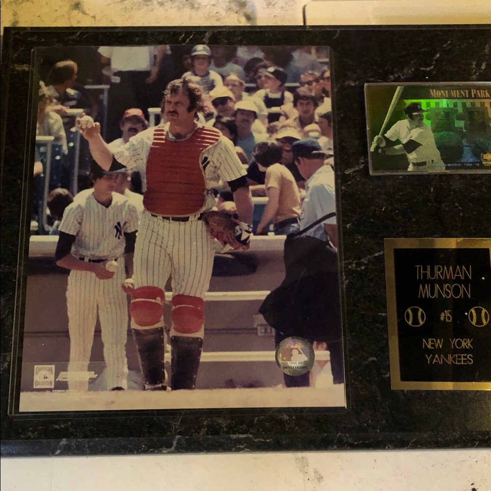 Thurman Munson New York Yankees Framed Photo Plaque - Black and Red